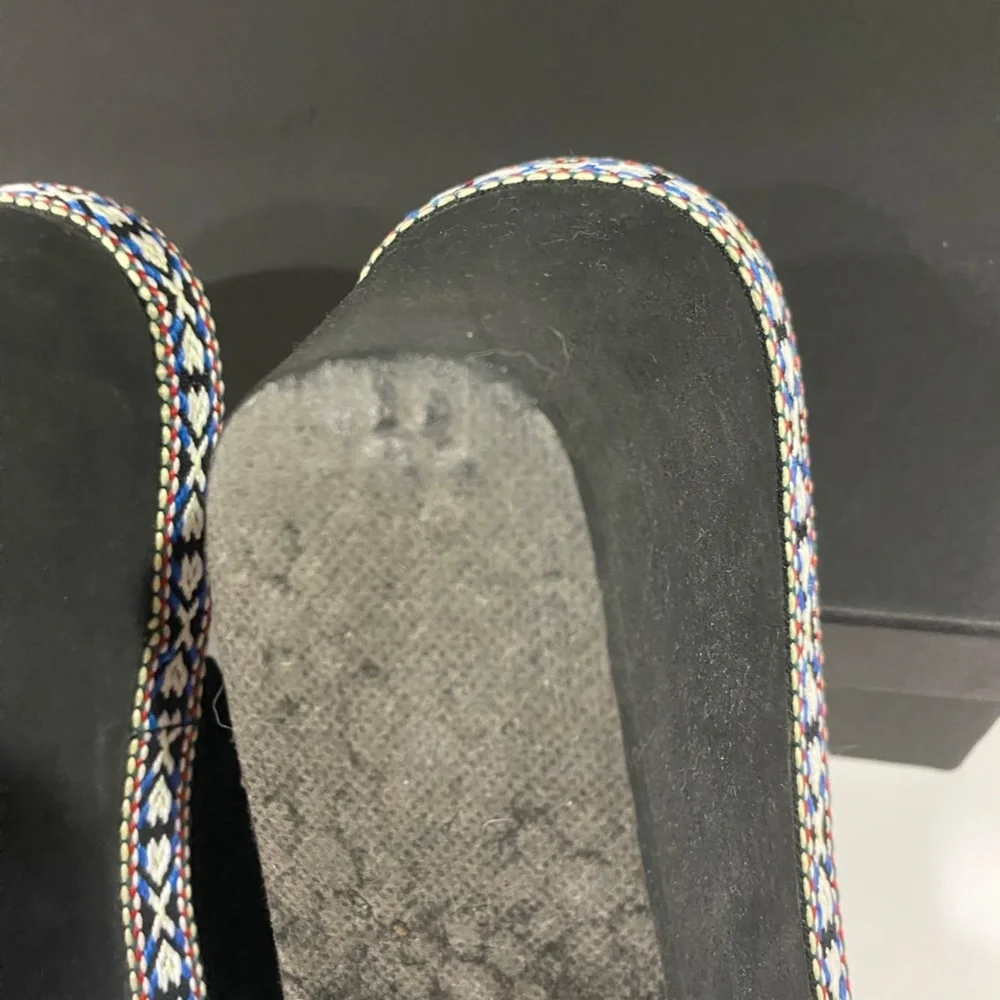 Rocket Dog Wedge-Aztec Pattern Trim- Flip Flop- Sze 8-8.5 - Picture 10 of 14